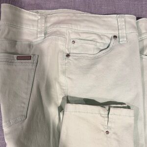 White House Black Market Mint Cropped Pants